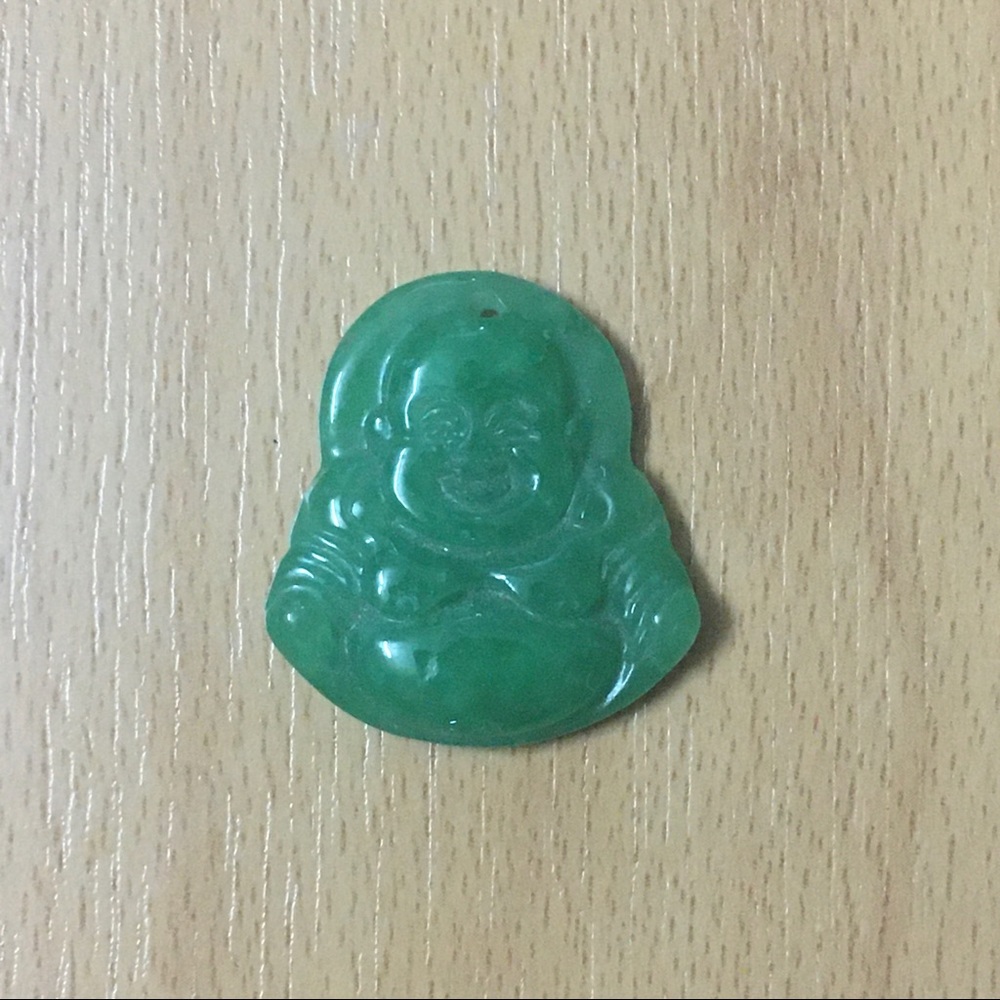 Jade Laughing Buddha (With Hole) 💚